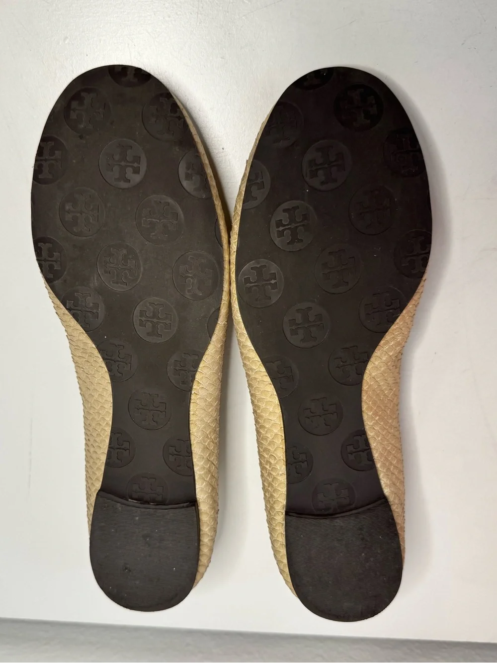 Tory Burch Champagne Metallic Leather Logo Ballet Flats 7.5